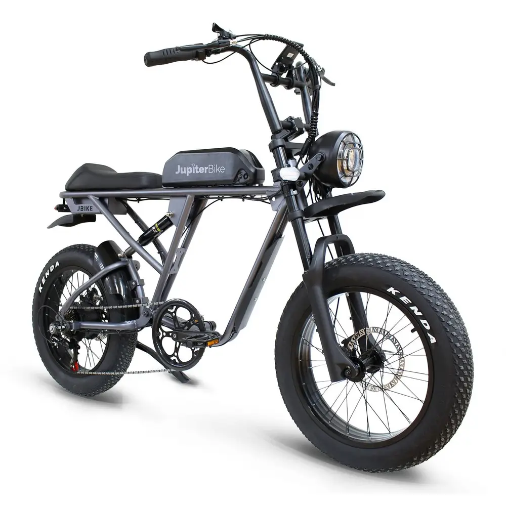 rogue-cafe-racer-qtr-right.webp